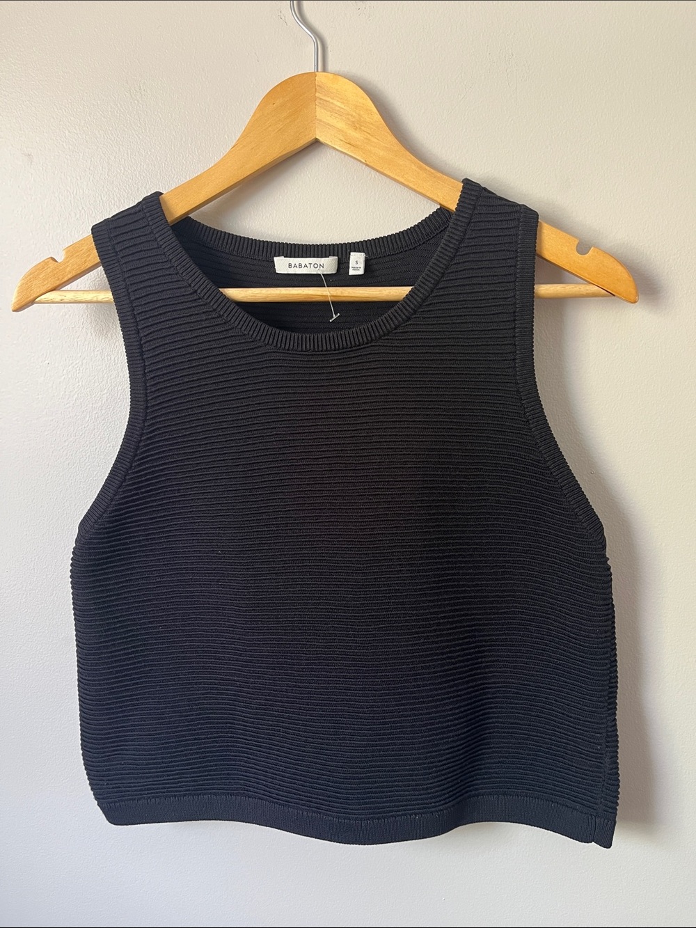 Women’s Aritzia Babaton Alrik Kit Sleeveless Tank Top Black - Picture 1 of 8